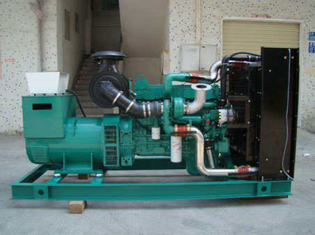 新平1100kw康明斯柴油发电机组图片 新平1100kw康明斯柴油发电机组图片